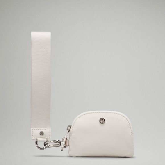 LULULEMON GREY SAGE/WHITE OPAL DUAL POUCH WRISTLET - Picture 3 of 9